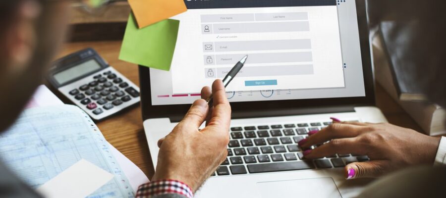 mediu de test reges online