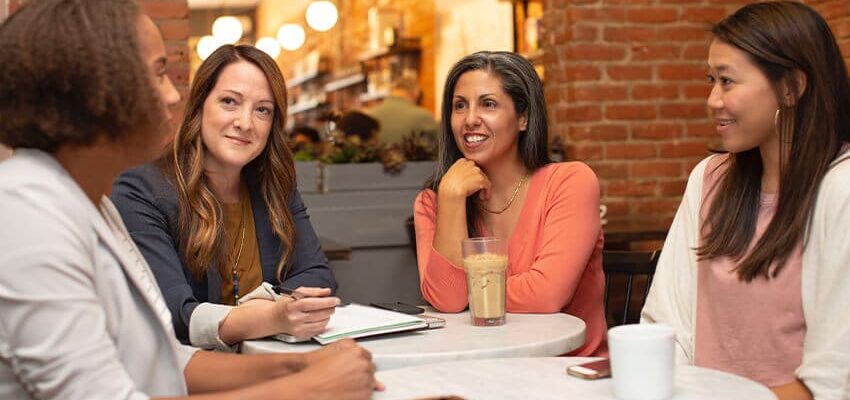 Guide to Large Networking Events For Introverts